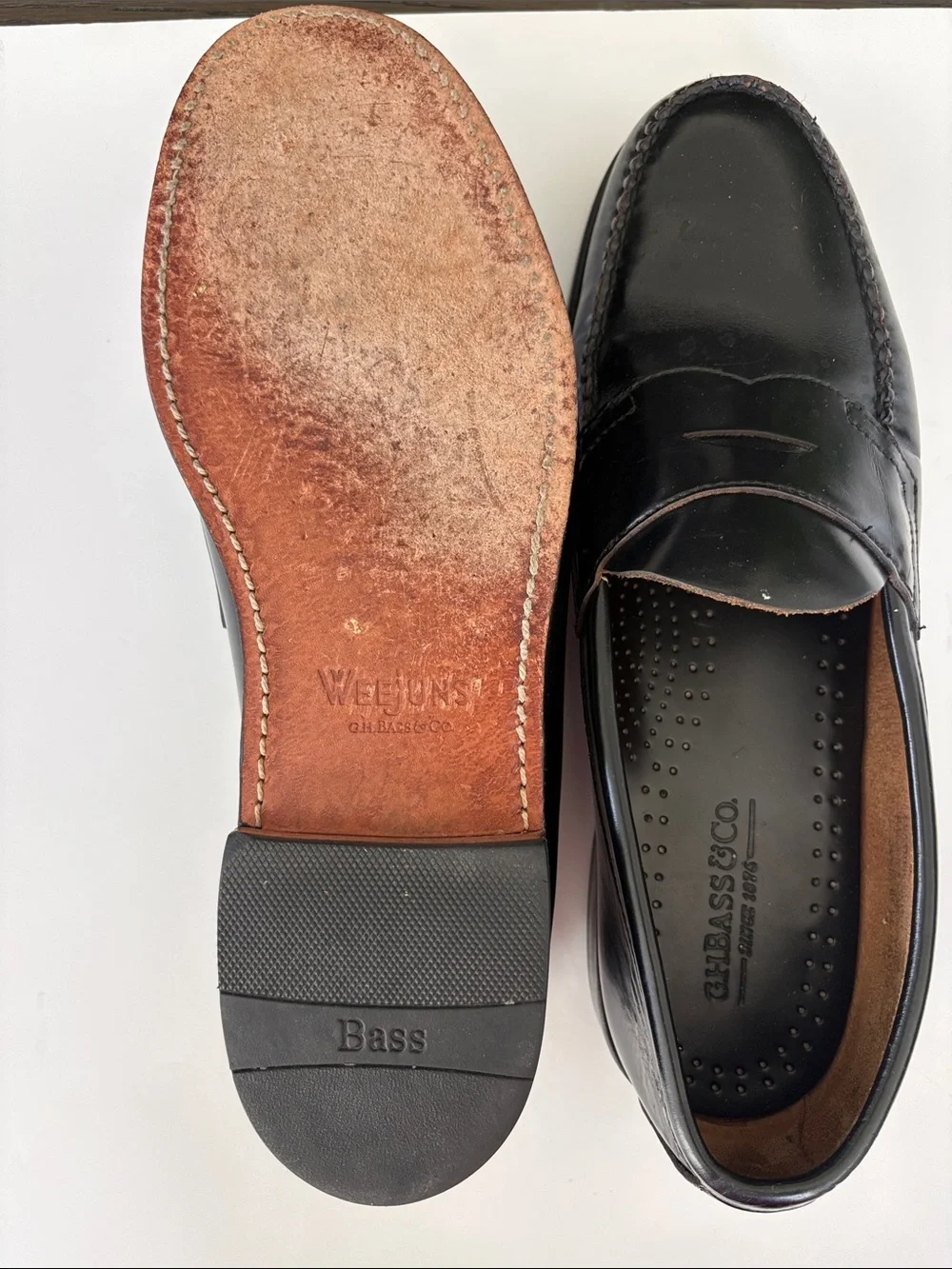G.H. Bass & Co. Weejuns Black Leather Penny Loafers Size 12
